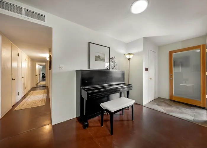 5 Min To Tmc, 3 Bedroom 2 Ba, Yard And Grill,